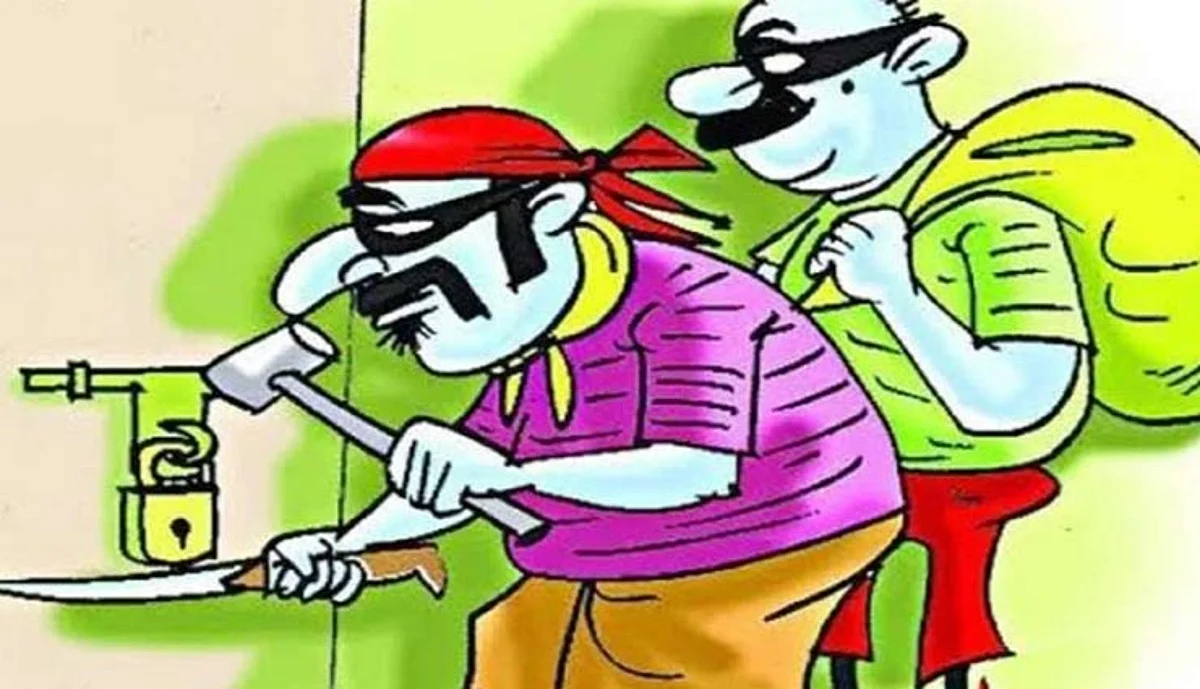 सूने मकान देख तोड़े ताले