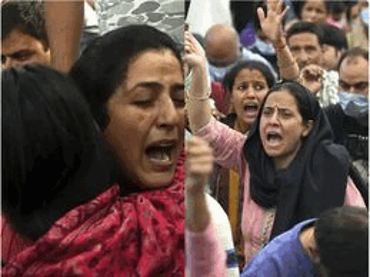 आतंक के साये में अपनी जन्मभूमि पर तीन दशक से डटे हुए हैं कश्मीरी पंडितों के कुछ परिवार, हर समय रहता है मौत का खौफ