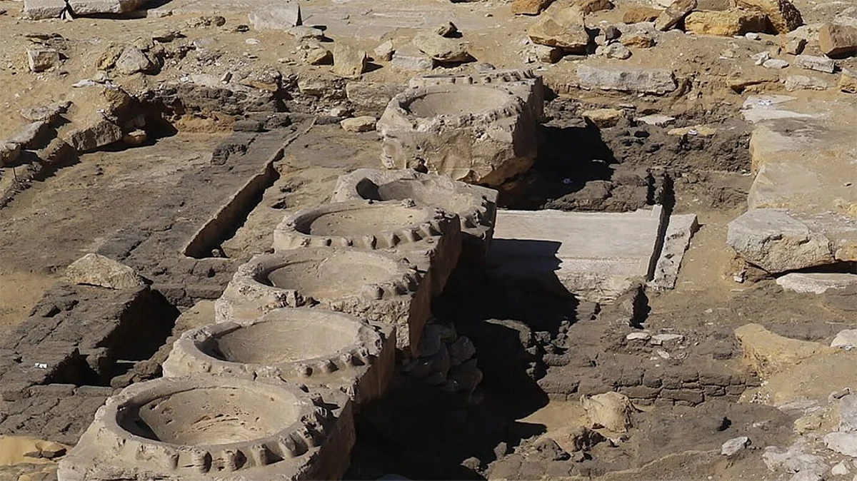 Old Temple: सऊदी अरब के बाद इस देश में मिला 4500 साल पुराना मंदिर, यहां अब भी दफन हैं कई राज