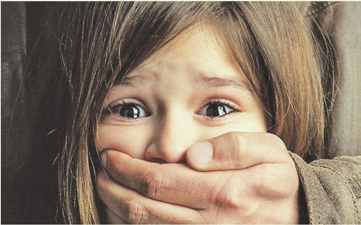 Rape in Moradabad: 11 साल की बच्ची का मुंह दबाकर अगवा किया, रेप कर गली में फेंका
