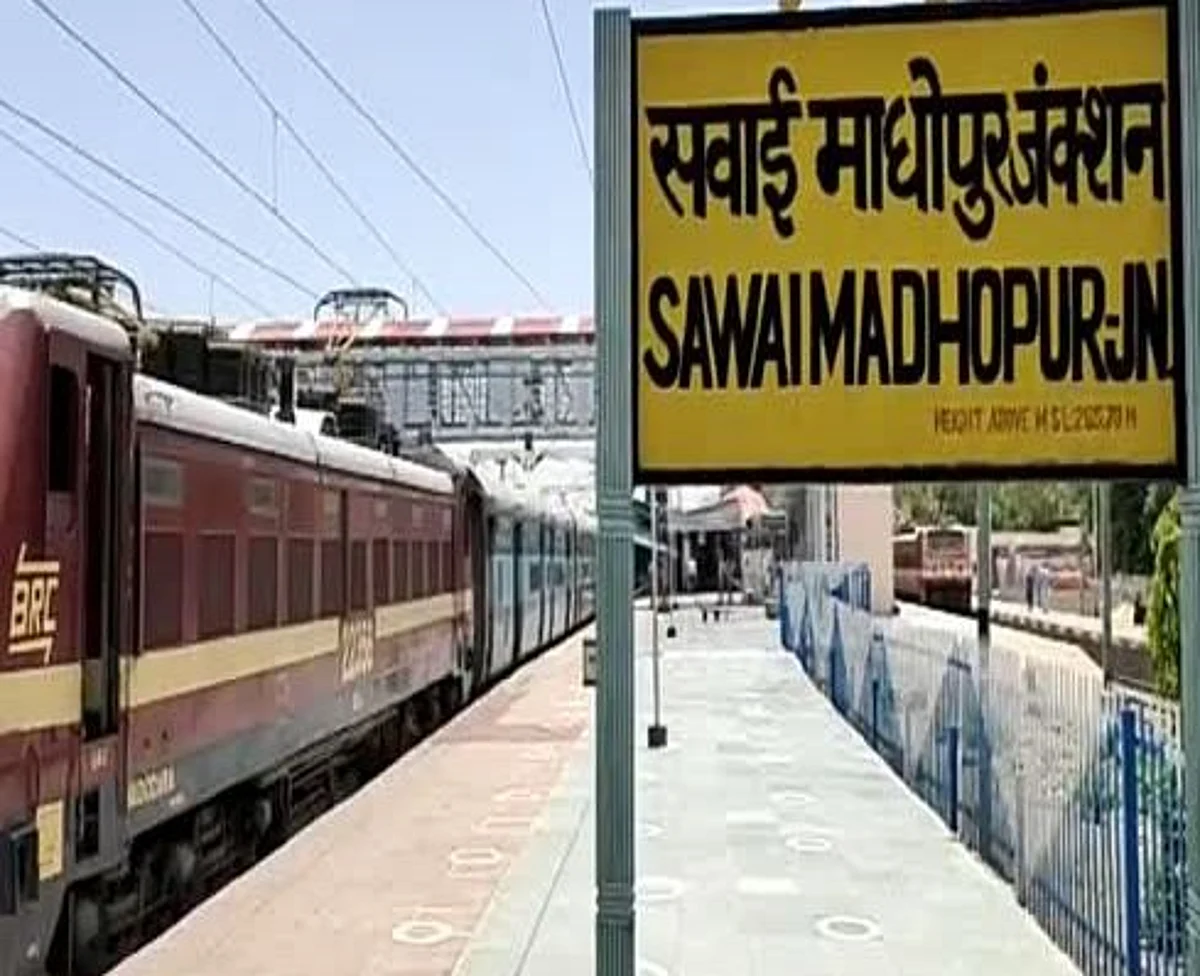 Rajasthan: ट्रेन में किन्नरों का खौफ! कर रहे थे जबरन वसूली, ट्रेन से कूदे दो श्रद्धालुओं की मौत