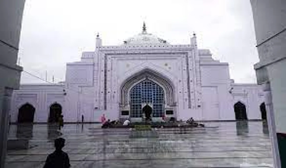बदायूं में जामा मस्जिद पर नीलकंठ महादेव मंदिर होने का दावा: कोर्ट में स्वीकार याचिका; 15 सितंबर को सुनवाई