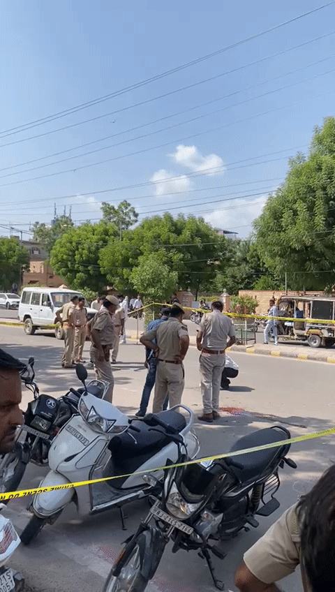 नागौर कोर्ट परिसर में गैंगस्टर संदीप विश्नोई को गोलियों से भूना, काले रंग की स्कॉर्पियो में आए थे शूटर