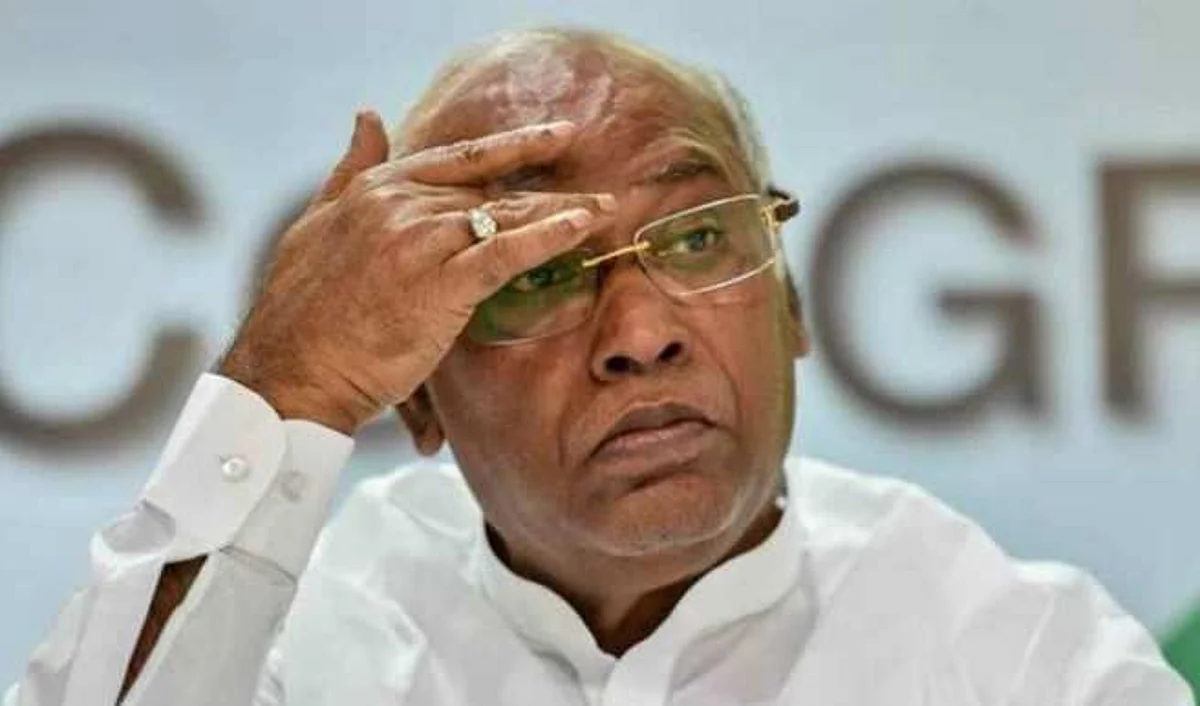 Politics on Statement: 'बकरीद में बचेंगे तो...' बयान देकर फंसे खड़गे, BJP बोली- मातम के महीने में जश्न कैसे?