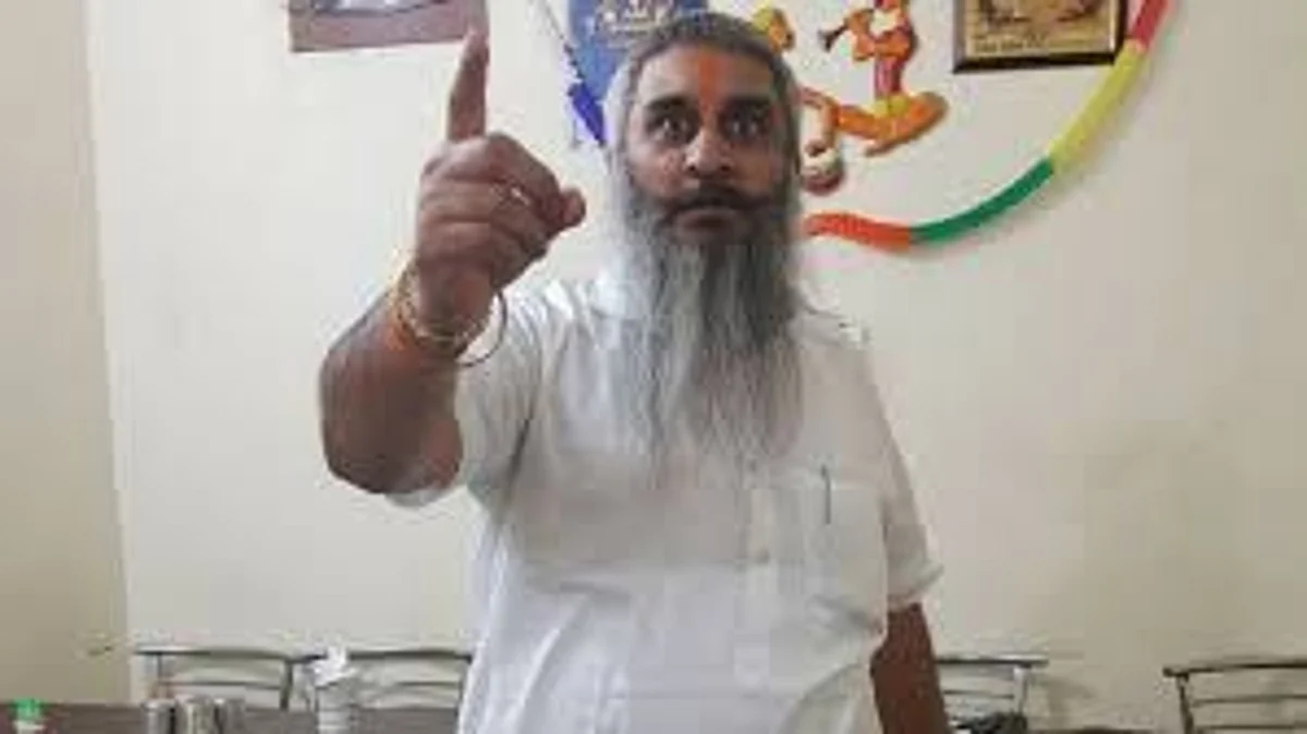 हिंदू नेता सुधीर सूरी