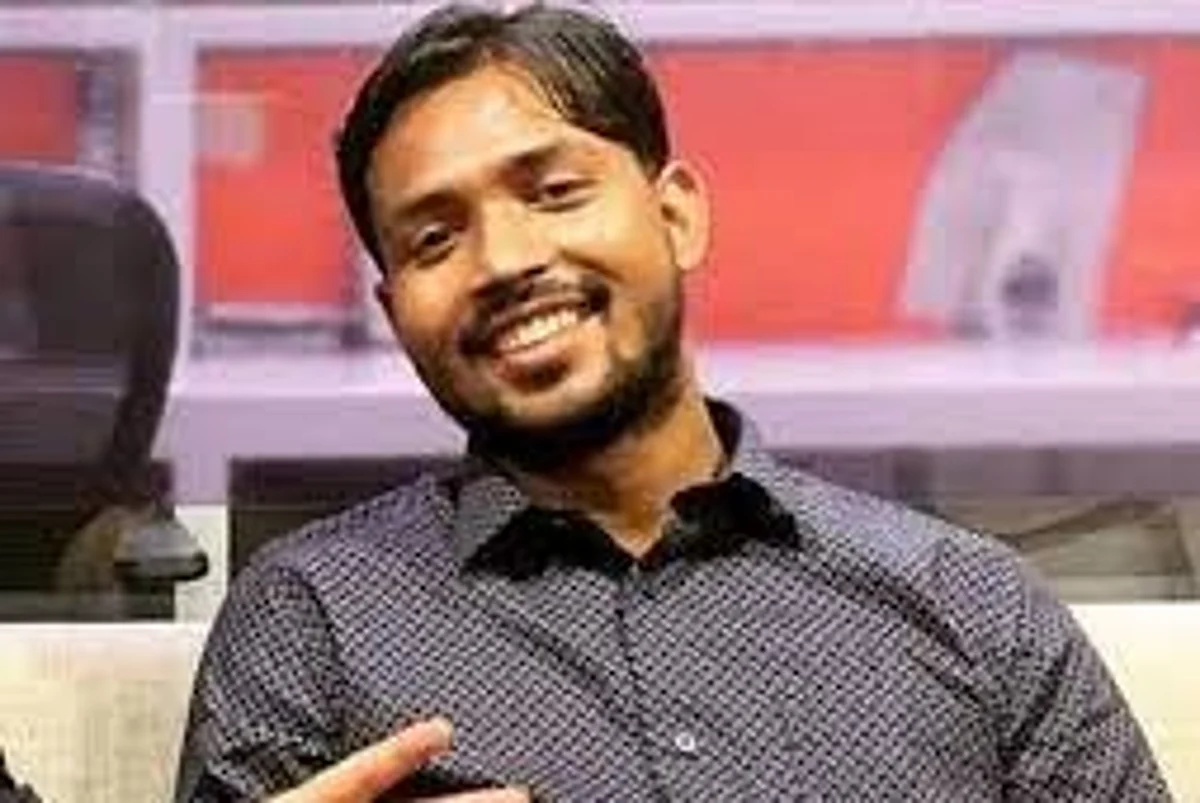 खान सर जिनके वीडियो पर मचा हुआ है बवाल (फाइल फोटो)