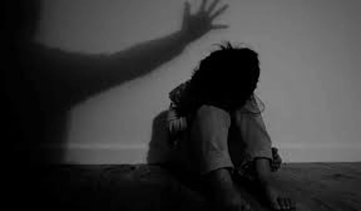 Delhi के मदरसे में गंदा खेल, 12 साल के मासूम से मौलवी कर रहा था कुकर्म; जानें पूरा मामला