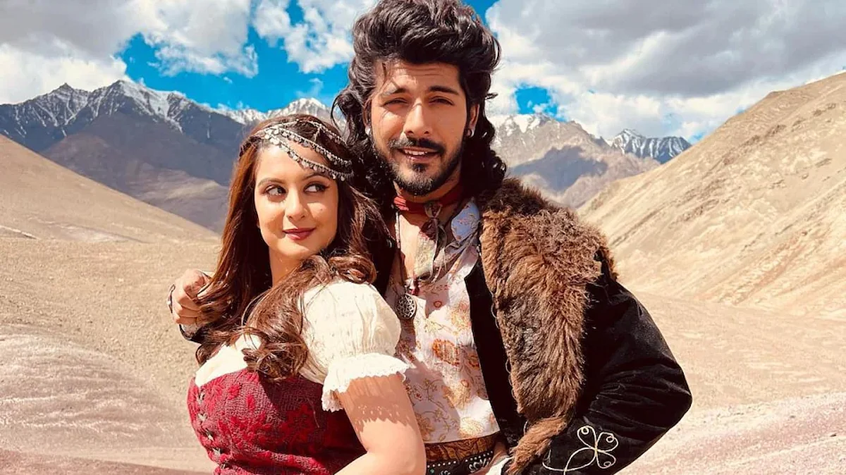 ब्रेकअप से पहले थप्पड़, बुर्का पहनने का दबाव; तुनिषा की मां का शीजान पर गंभीर आरोप