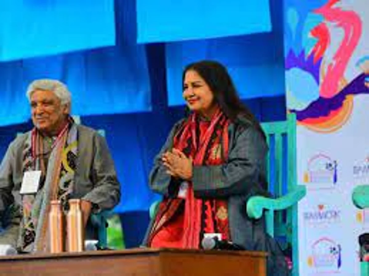 JLF में जावेद अख्तर ने कहा कम्बख्त ये अच्छे दिन आते क्यू नहीं