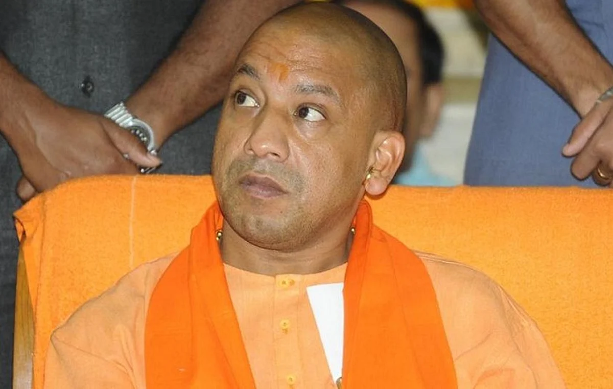 यूपी में योगी का भष्ट्राचार पर प्रहार,