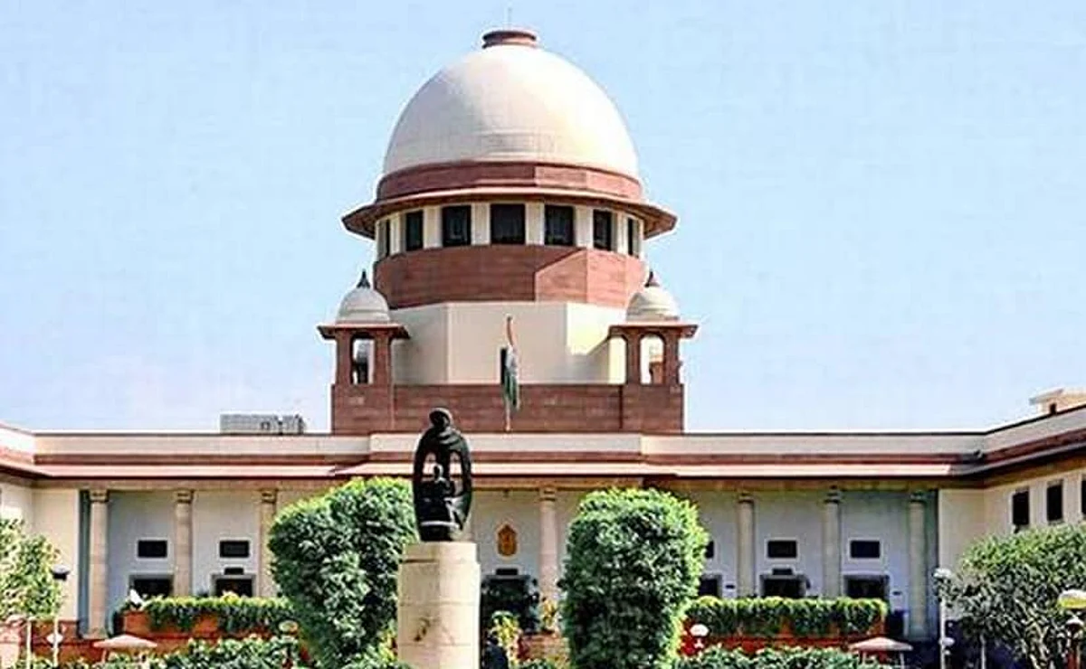 Supreme Court : आज सुप्रीम कोर्ट में बनेगा रिकॉर्ड, 9 जज एक साथ लेंगे पद गोपनीयता की शपथ