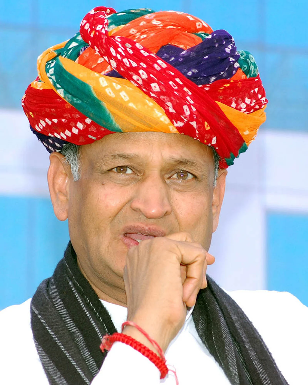 मुख्यमंत्री अशोक गहलोत ने इसरो के वैज्ञानिकों को कहा ये जाने ?