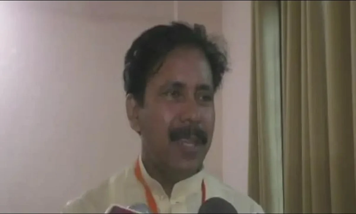 अखिलेश – ओम प्रकाश राजभर की मुलाकात पर यूपी के मंत्री अनिल राजभर ने कसा तंज , पढ़िए