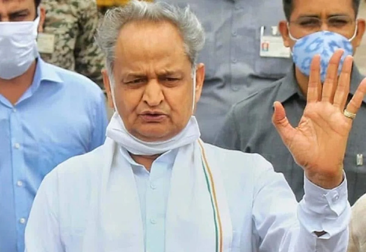 गहलोत का दिल्ली दौरा: मंत्रिमंडल में फेरबदल के साथ सरकारी-संगठन में नियुक्तियों को मिल सकती है हरी झंडी