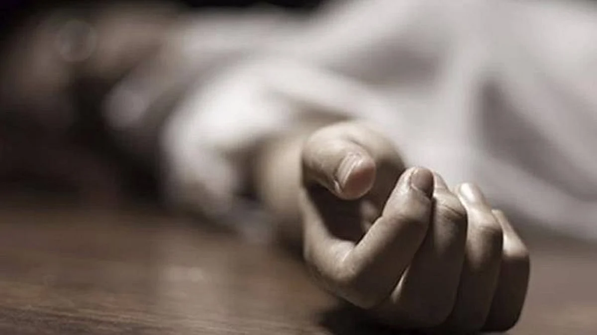 जयपुर में खेत में गाय-भैंस चराने गई महिला की हत्या, गहने लूटे और दोनों पैरों के पंजे कुल्हाड़ी से काट दिए