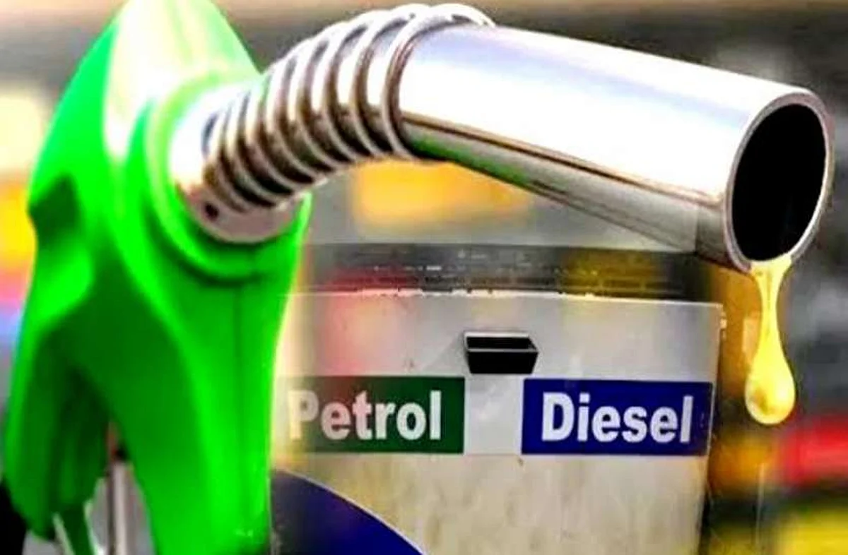 23 दिनों में 18 बार बढ़े तेल के दाम:पेट्रोल 114.48 और डीजल 105.71 रुपए लीटर पर पहुंचा
