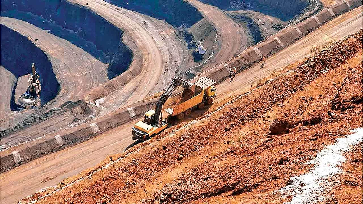 West Bengal Small Steel Mills Facing Severe Iron Ore Shortages