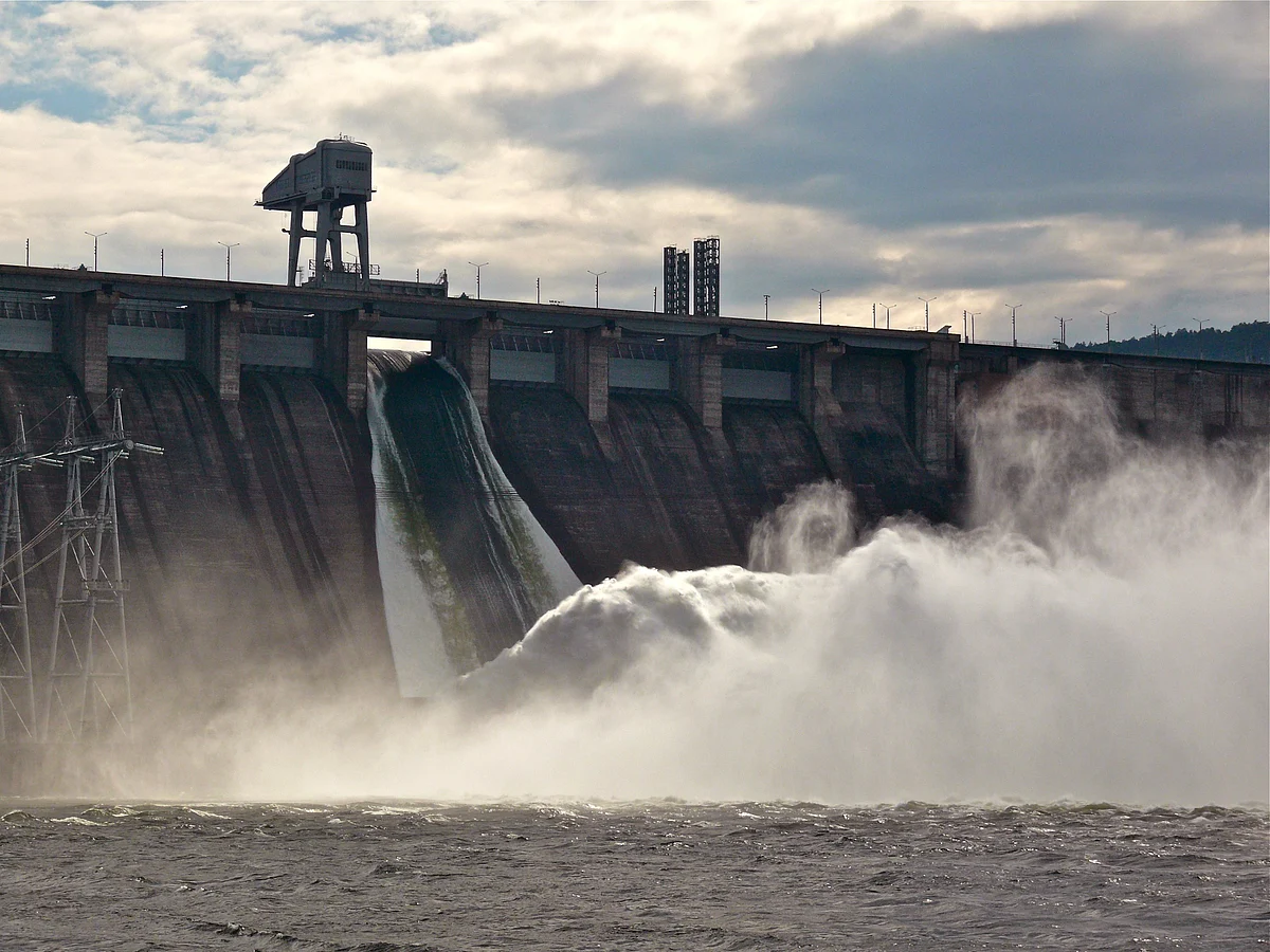 NLMK Supplies Electrical Steel for Krasnoyarsk HPP Transformers