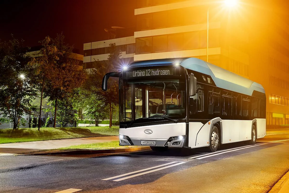 Solaris Hydrogen Bus Tested in Paris