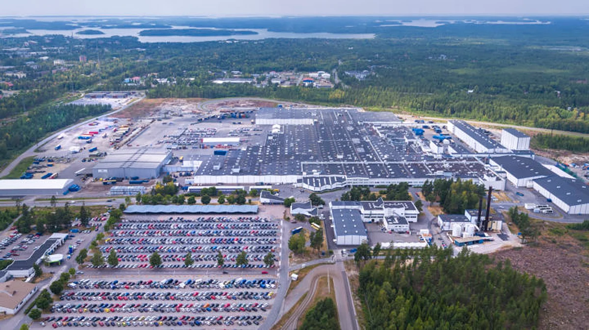 Valmet Automotive Expands Uusikaupunki Car Plant