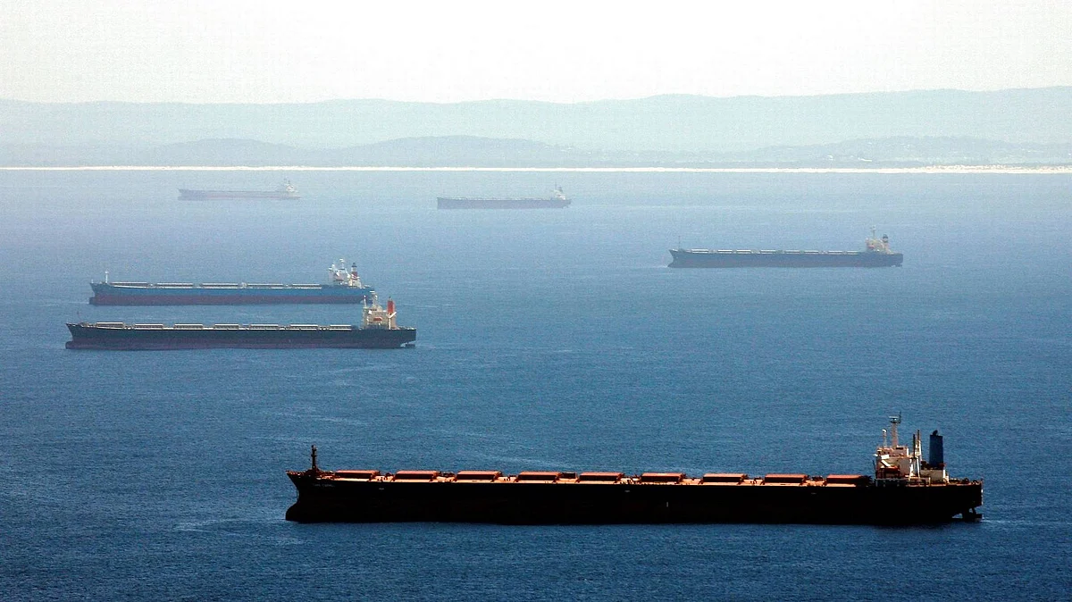 53 Australian Coal Ships Stranded off Chinese Sea Shorelines