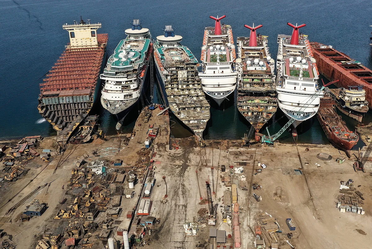 GMS Market Commentary on Ship Breaking in Week 51 - All Change