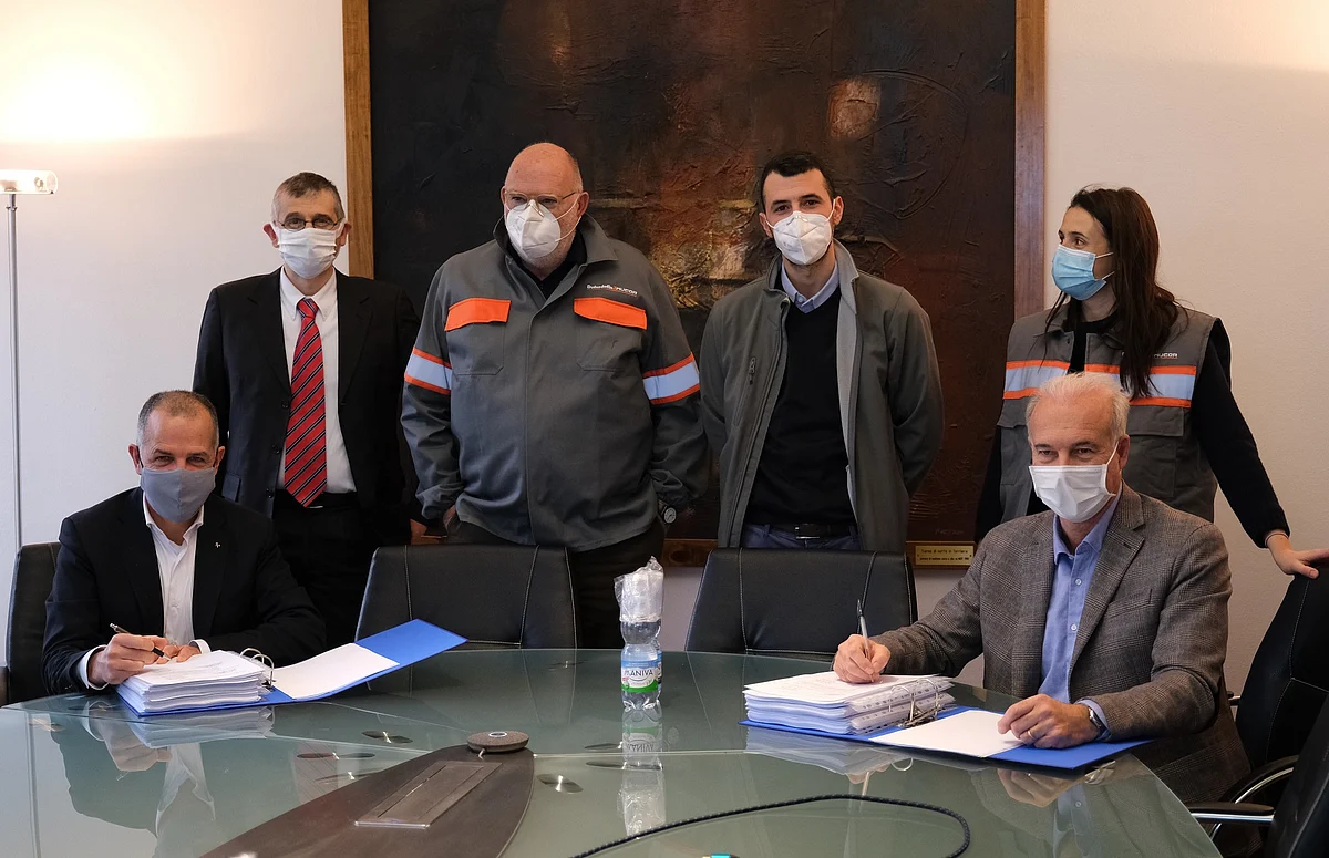 SMS to Supply Beam Rolling Mill to Duferco Brescia