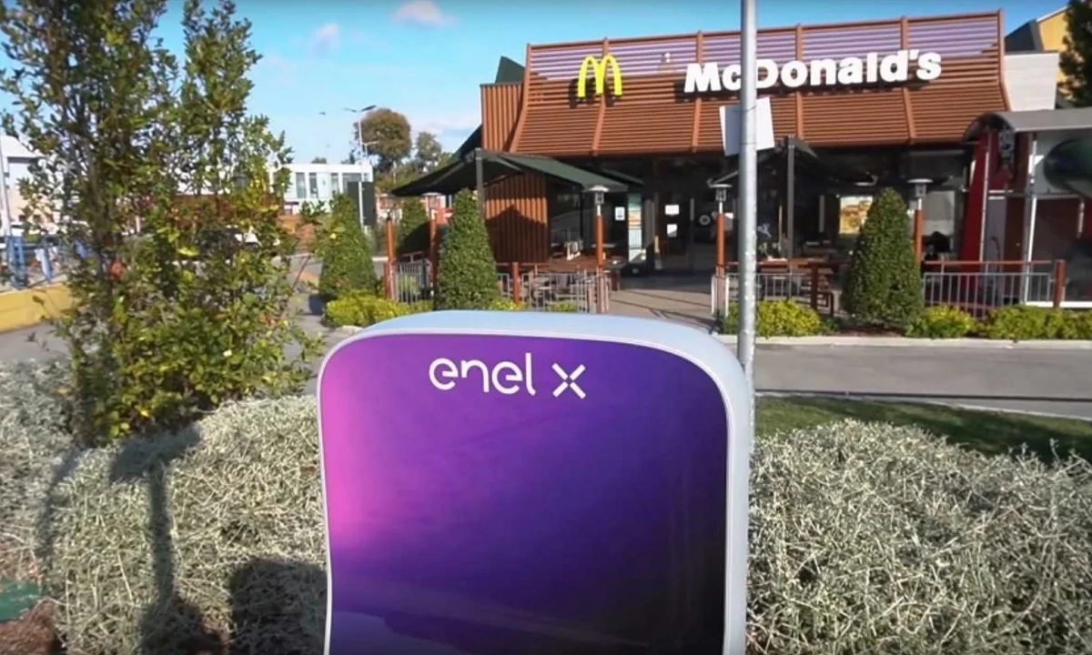 Enel X Installs 200 EV Chargers at McDonald Italia Chain