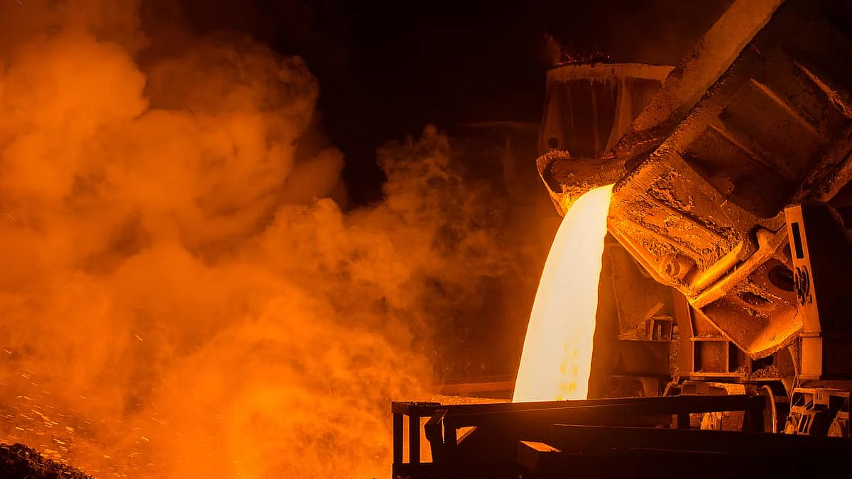 US Steel Production Capacity Utilization Climbs to 73% in Week 51