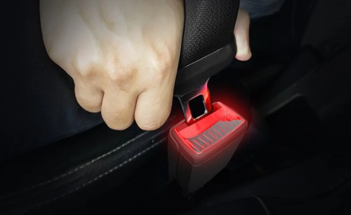 SKODA Patents Illuminated Smart Seat Belt Buckle