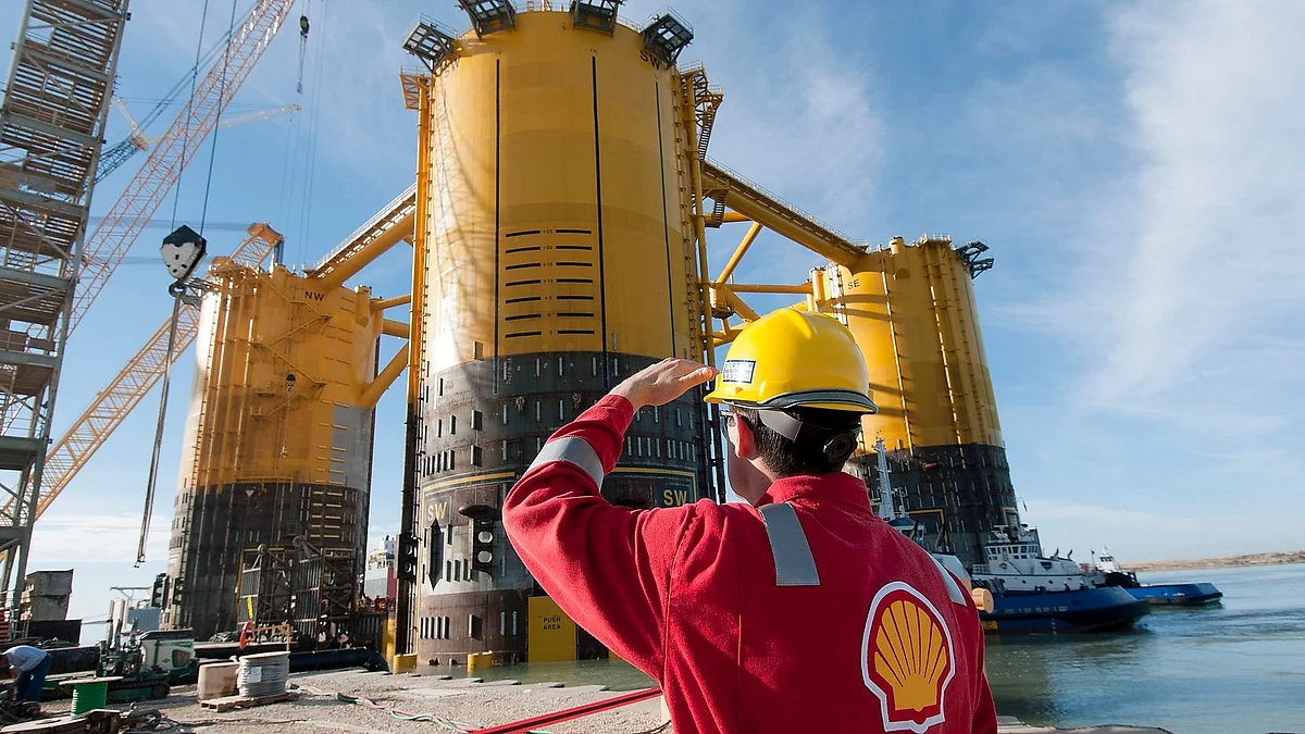 Shell Completes Sale of Interest in Oil Mining Lease 17 in Nigeria