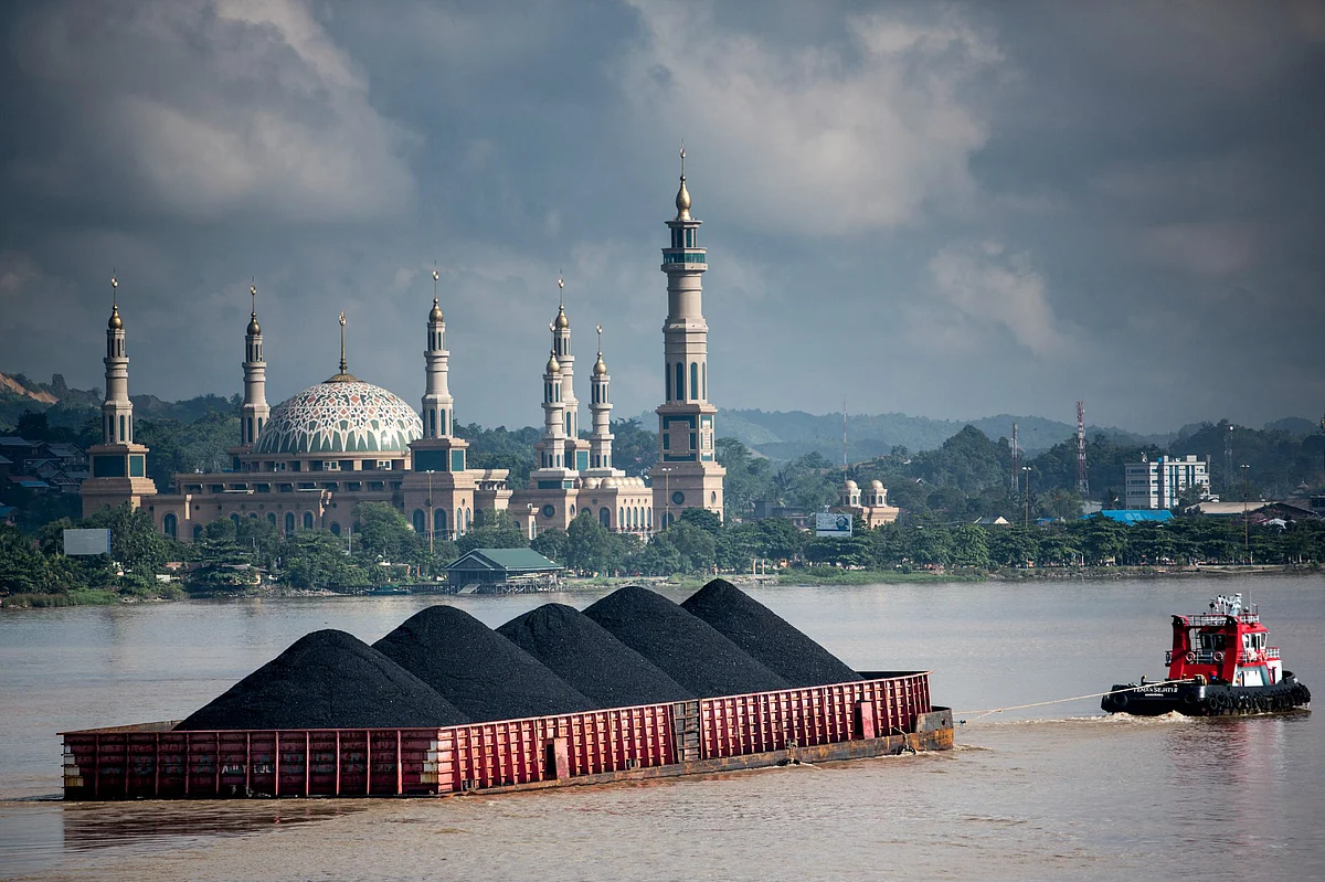 Indonesia Targeting 550 Million Tonne Coal in 2021