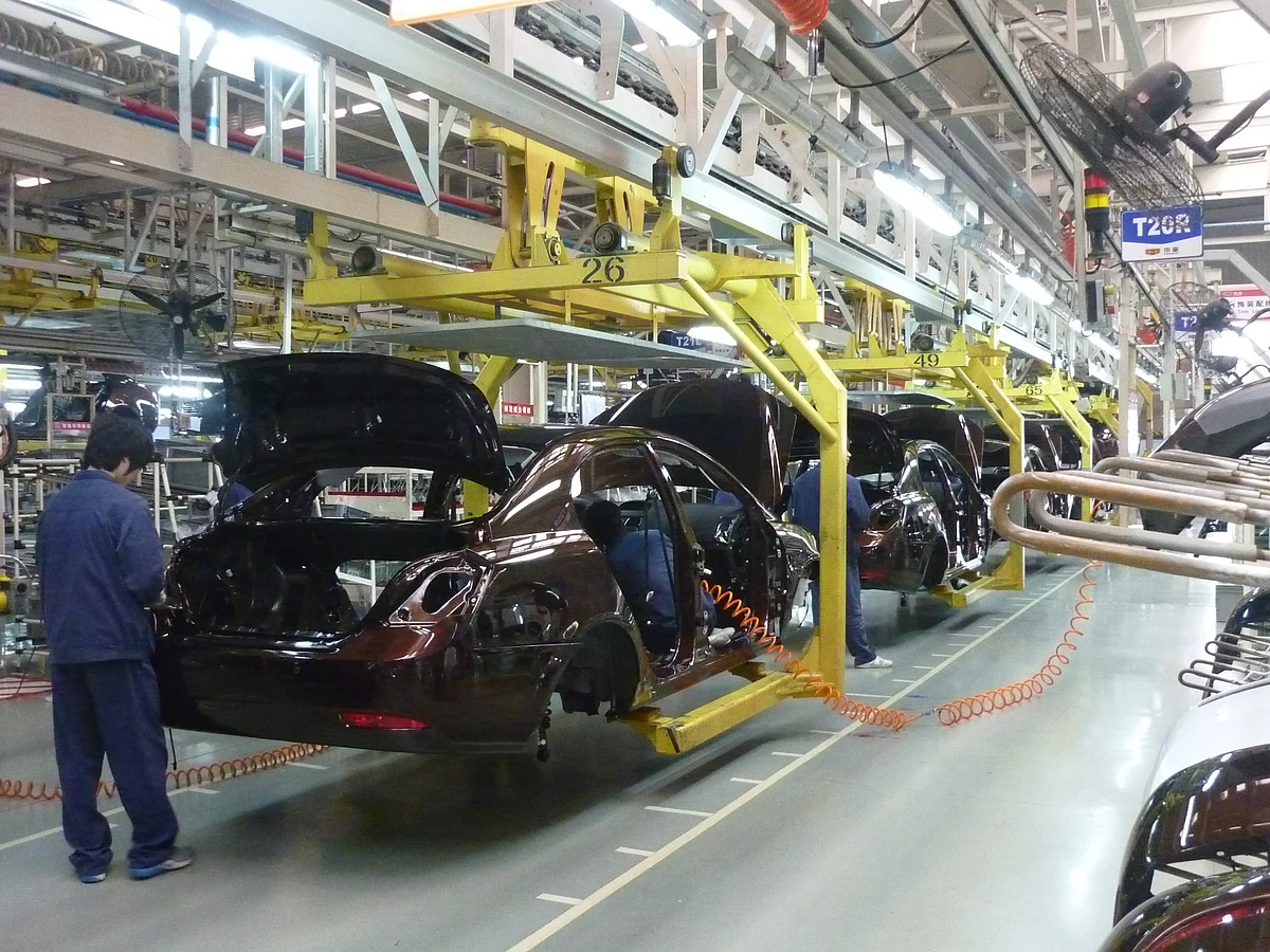 Indian Auto Firms Cutting Q4 Production Plans on Steel Shortages