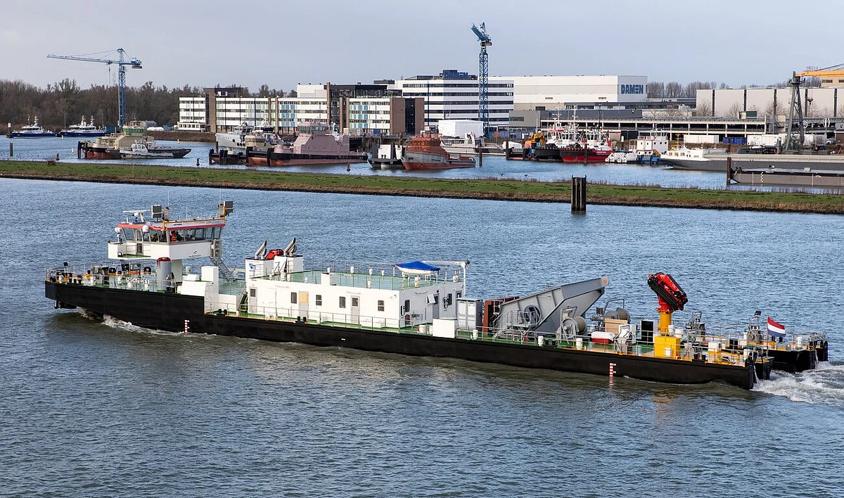 Damen Completes Work on Diving Bell Ship for Germany