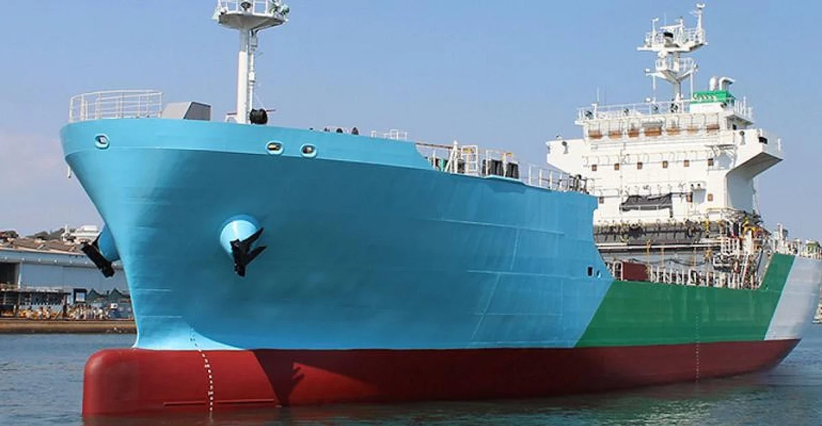 Keppel Delivers LNG Bunkering Vessel in Singapore