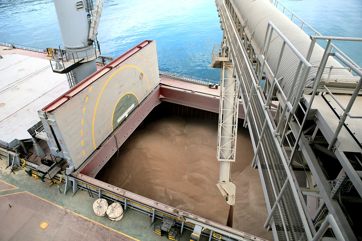 DeloPort’s Terminal KSK Sets Annual Record for Transshipment