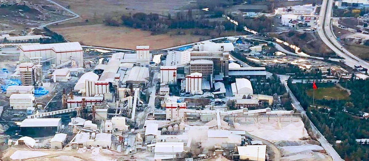 Erdemir Acquires Kumas Magezit