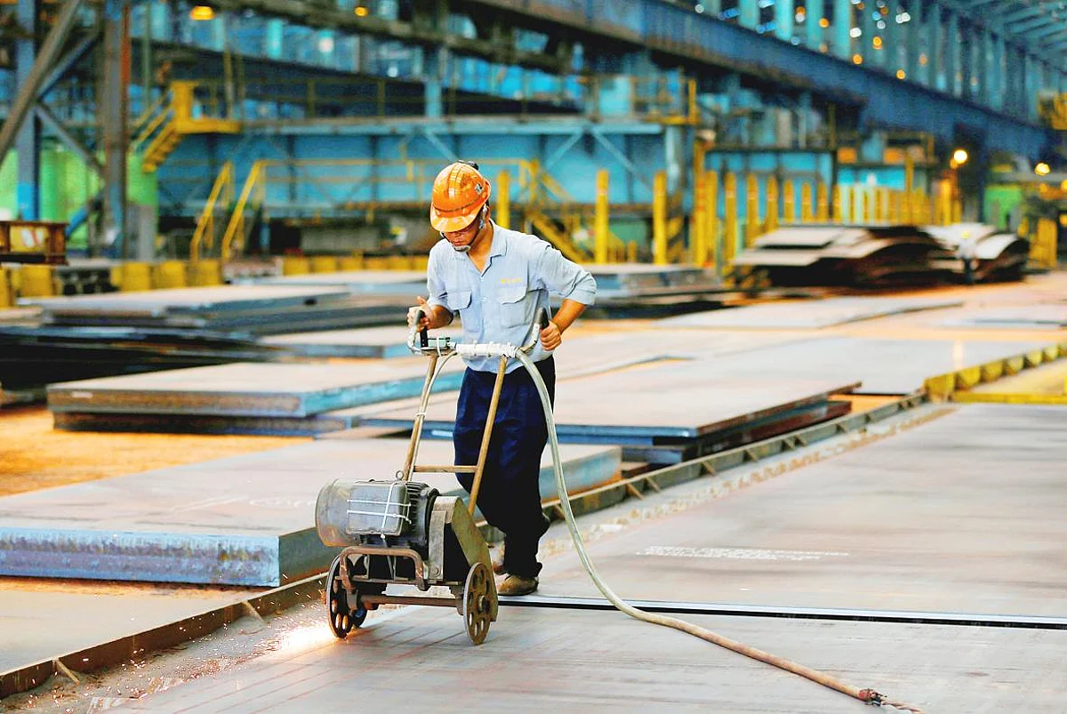 CSC Increases Steel Prices for March Sales