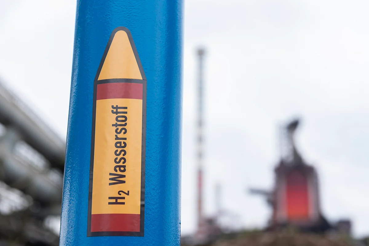 Thyssenkrupp Steel Trials Hydrogen Injection into Blast Furnace 9