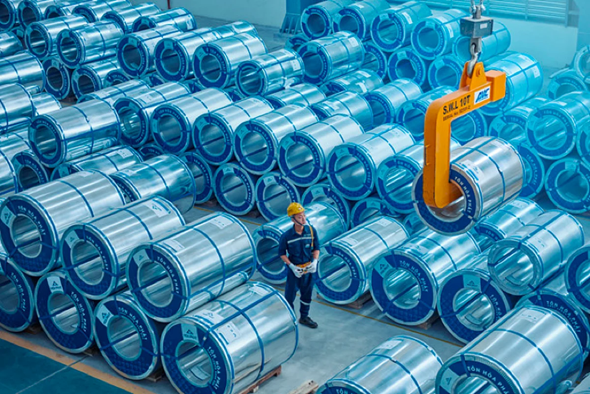 Hoa Phat Exports 12 KT Galvanized Steel to US