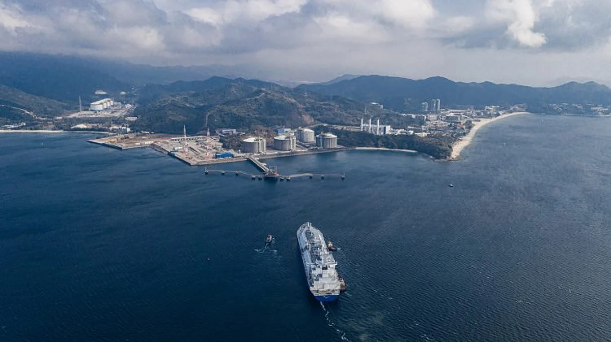 bp Starts Delivery of LNG to Downstream Customers in China