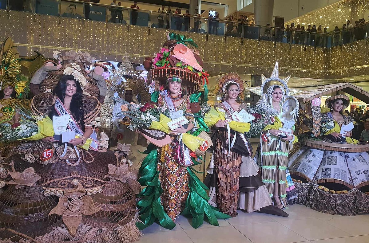 MNA 2023 Costume Parade @ SM City Clark - Vimarsana News