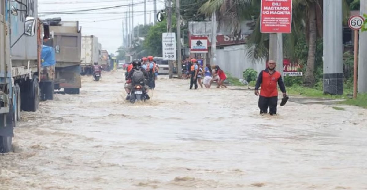 Rodding teams deployedto clean flood-prone areas - Vimarsana News