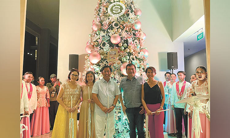 Neri: Christmas cheer at Sheraton - Vimarsana News