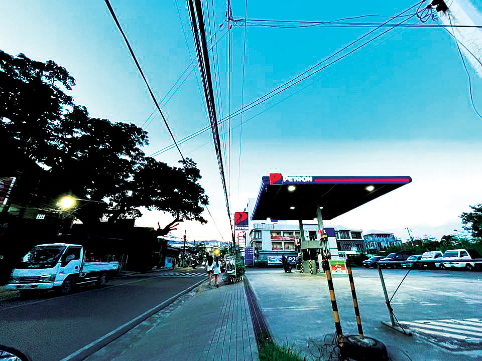 Gas Stations as Loading and Unloading Zones: Cebu City Government's Plan to Improve Traffic Flow - Vimarsana News