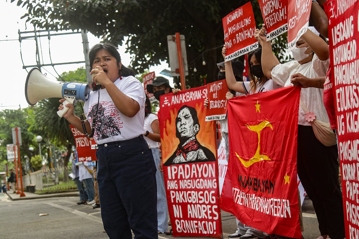 Youth Facing Educational Crisis: Progressive Groups Raise Concerns on Budget Cuts and Attacks on Academic Freedom - Vimarsana News