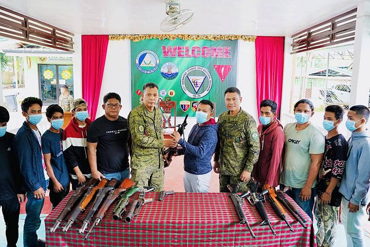 Surrender of 12 Abu Sayyaf Group Members in Basilan: Impact of Government's Anti-Terror Campaign - Vimarsana News
