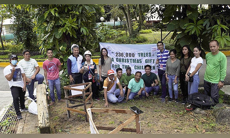 Schools in Central Visayas plant 20K fruit-bearing trees - Vimarsana News