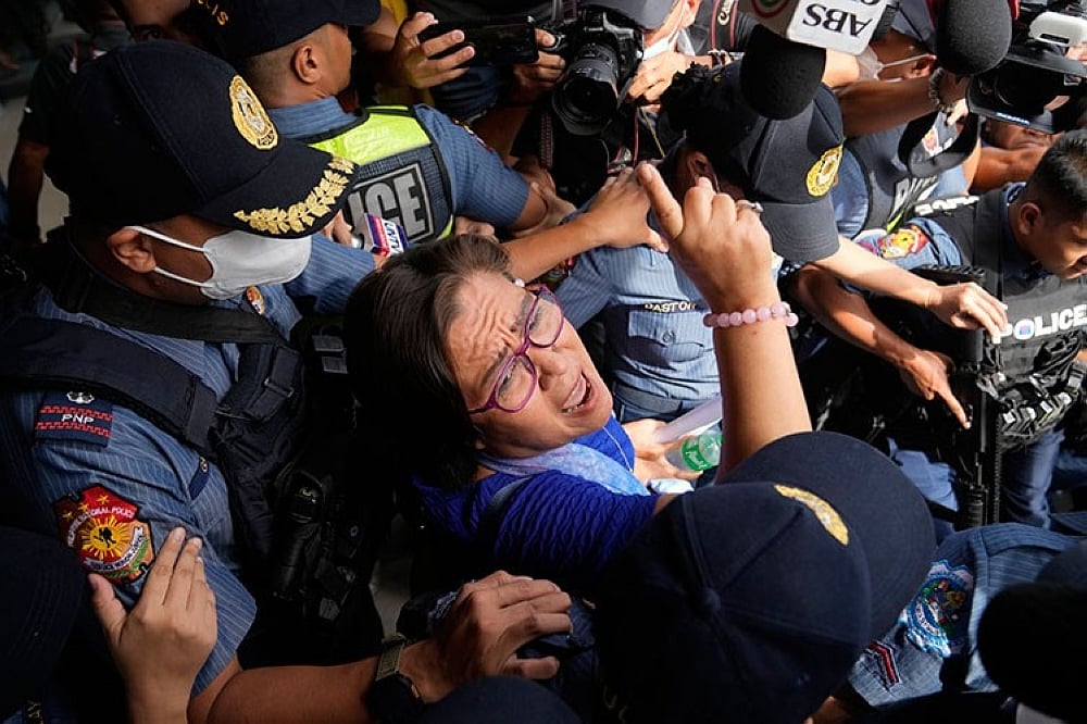 Leila de Lima allowed to post bail - Vimarsana News