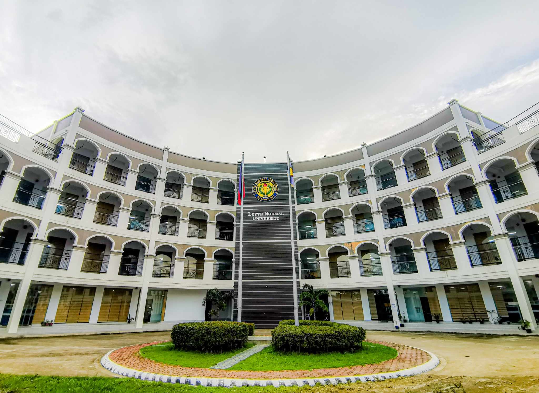 LNU Defends Accreditation of An Lantawan Student Publication: Leyte ...
